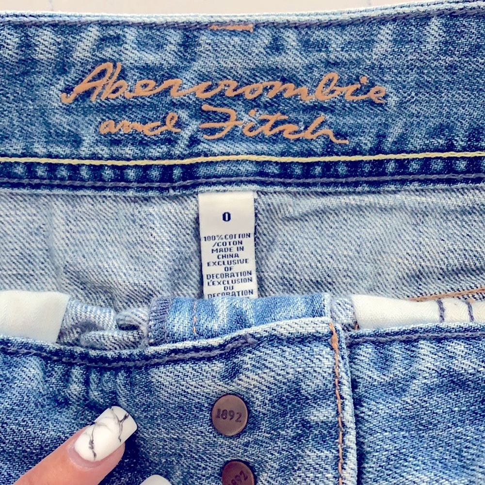 Abercrombie & Fitch jean skirt - Picture 2 of 6